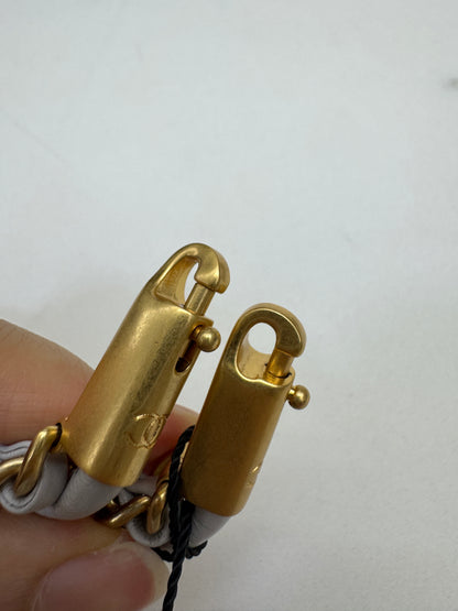 CHANEL Mini 22 Bag 25P淺灰色 新版磁吸扣