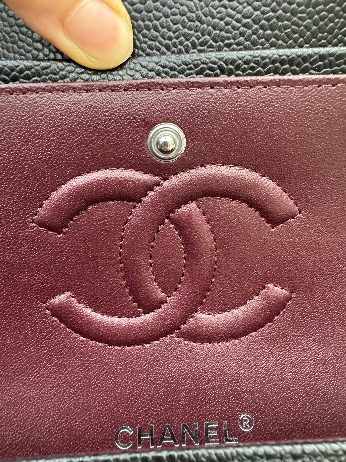 CHANEL CF25 Medium 黑銀牛