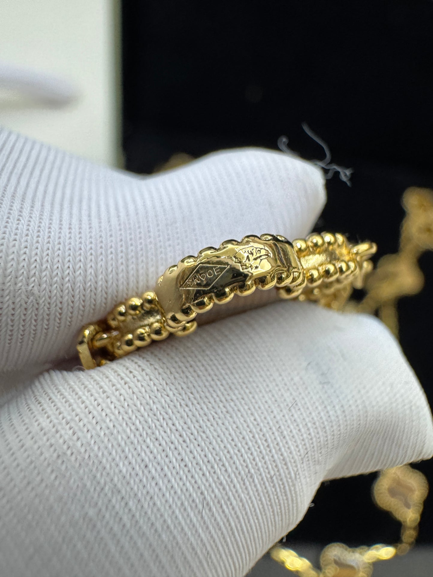 VCA Vintage Alhambra 20 Motif 20花虎眼石