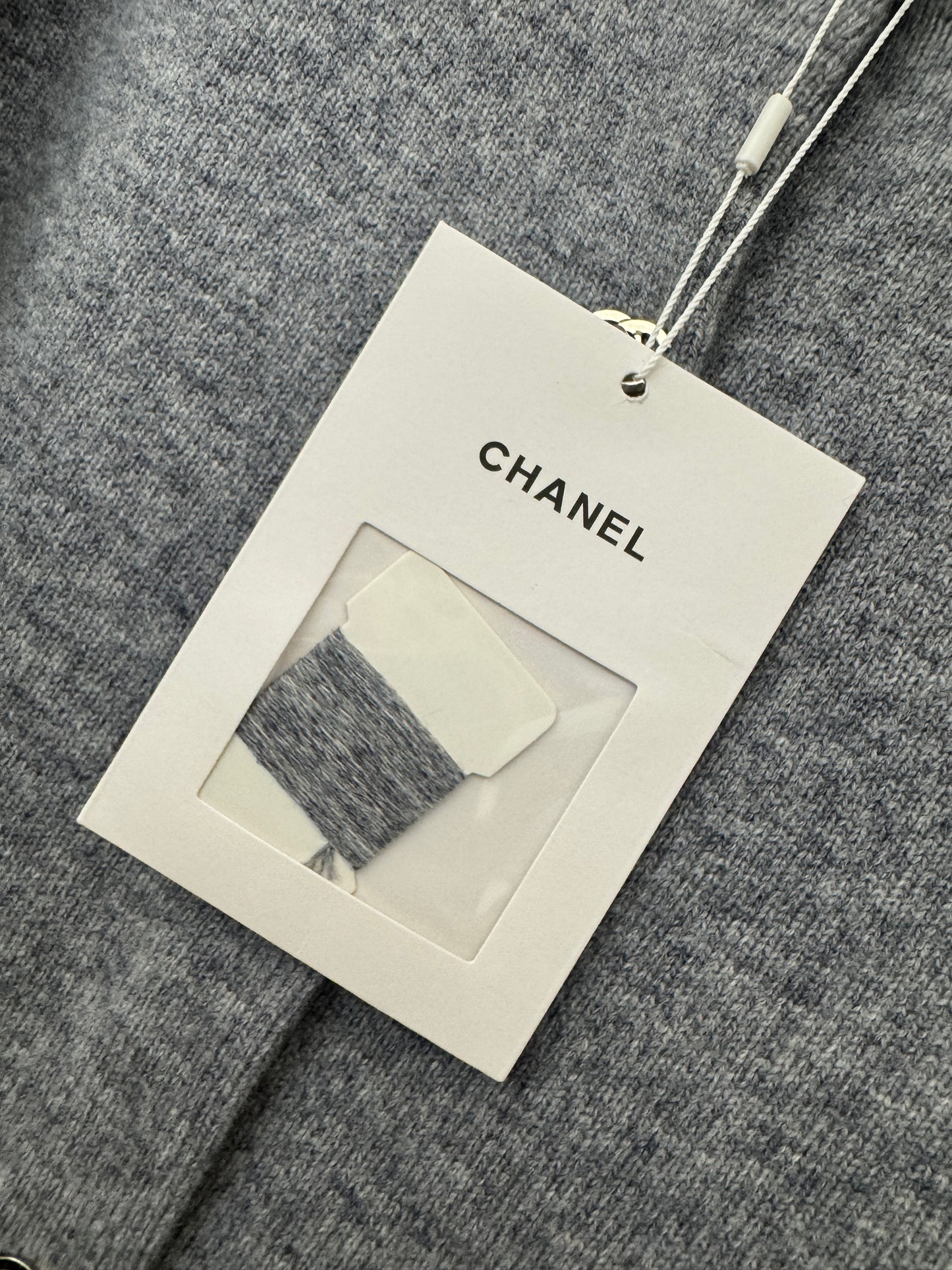 CHANEL 24B 包包扣開衫 98% Cashmere 灰色