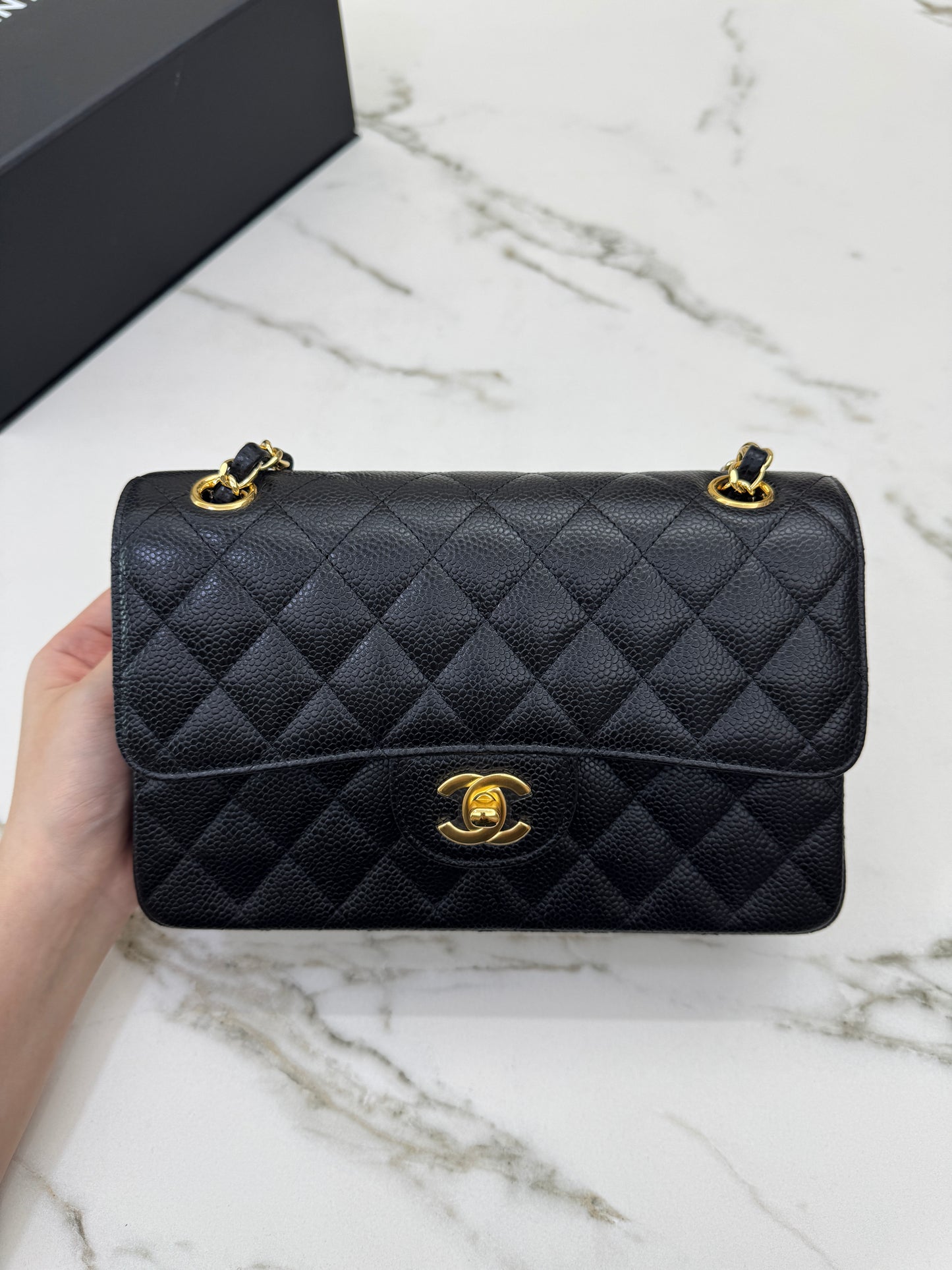 CHANEL CF23 黑金牛 CF Small
