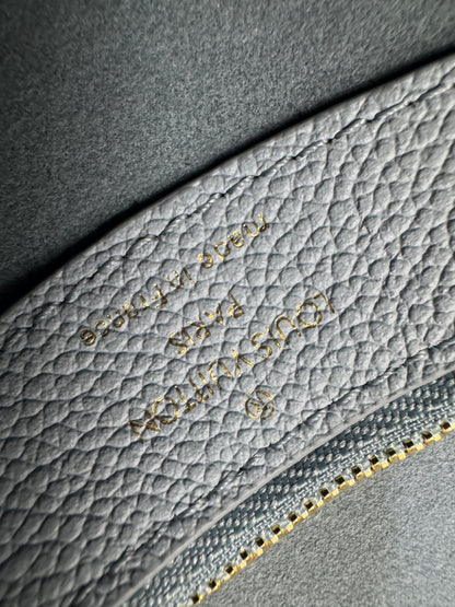 LV Diane 全皮粉藍 Baby Blue