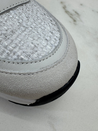 CHANEL 銀白色粗花呢Tweed Sneakers