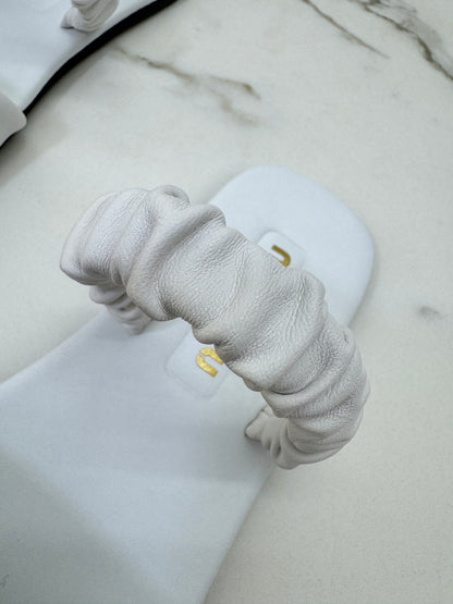 MIU MIU 兩穿魚嘴涼鞋 白色