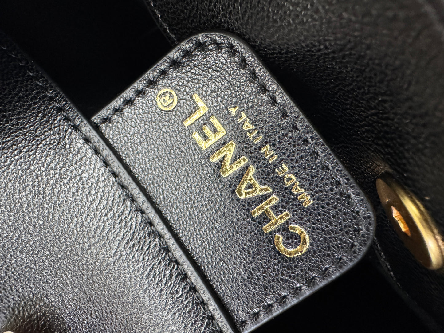 CHANEL 25P Hobo Small