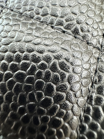 CHANEL CF23 黑金牛 CF Small