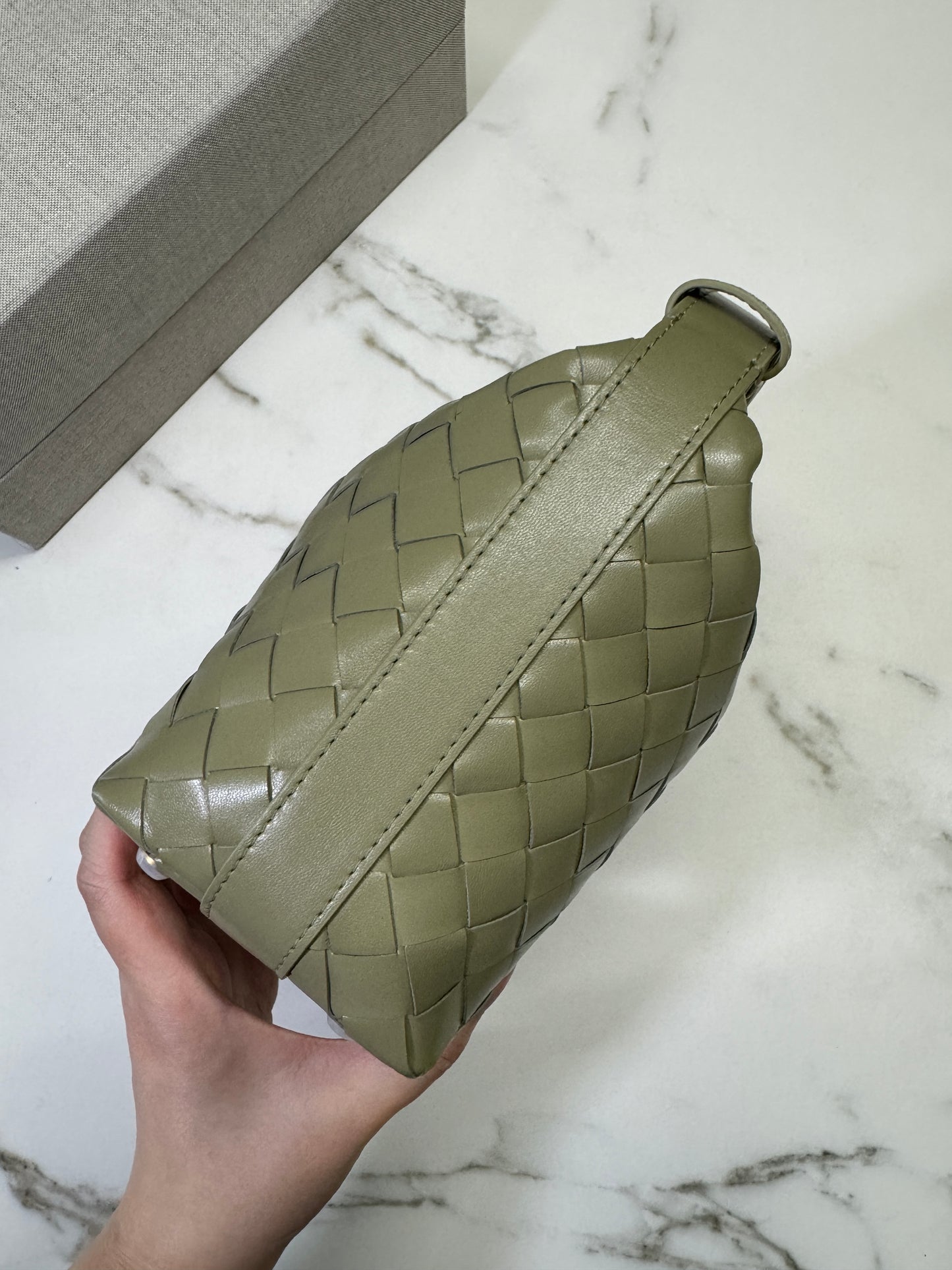 BV Wallace Travertine 洞石綠