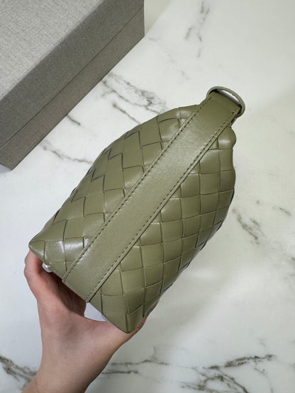 BV Wallace Travertine 洞石綠