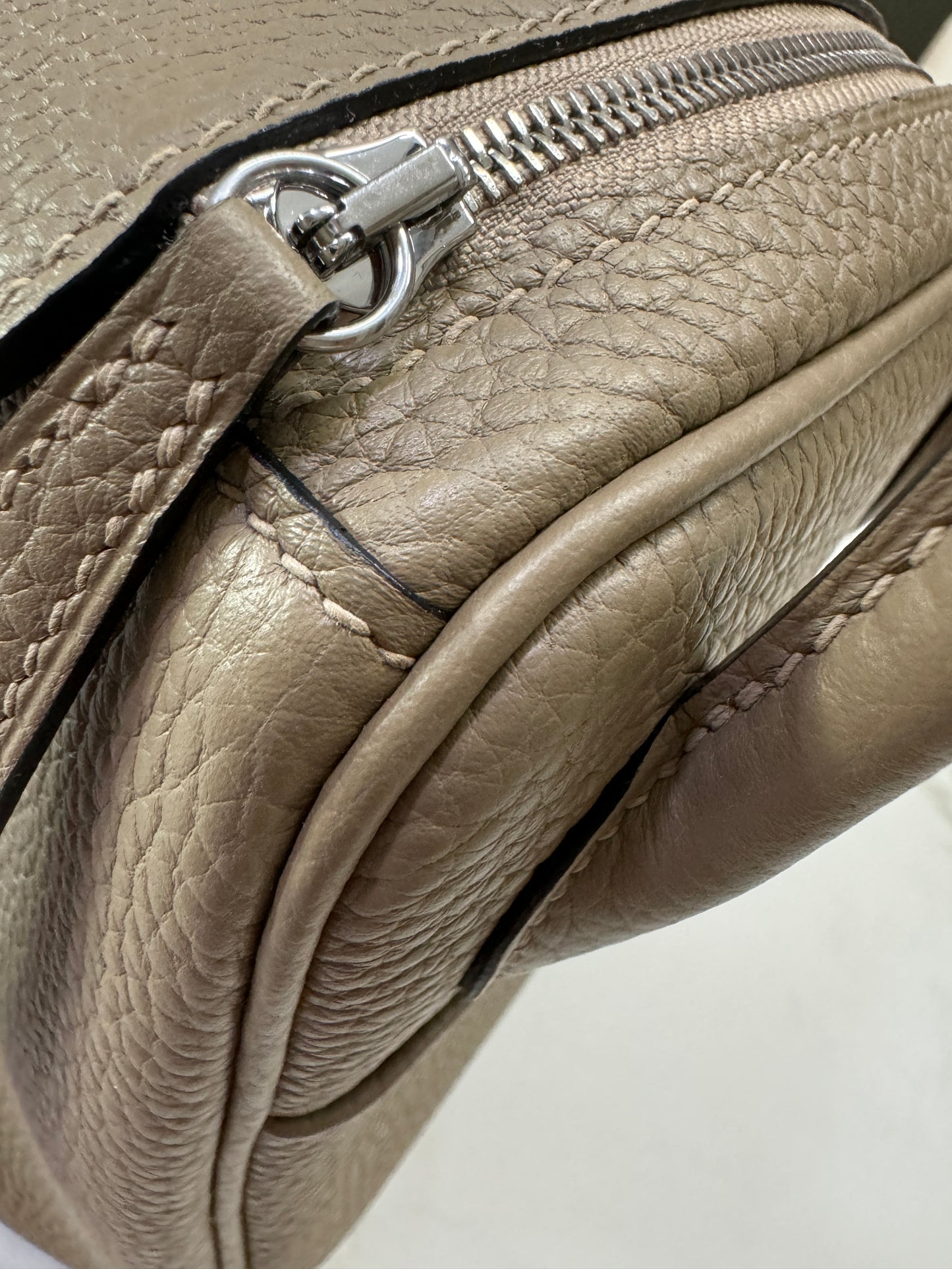 HERMES Lindy26 馬爾法米 銀扣 TC