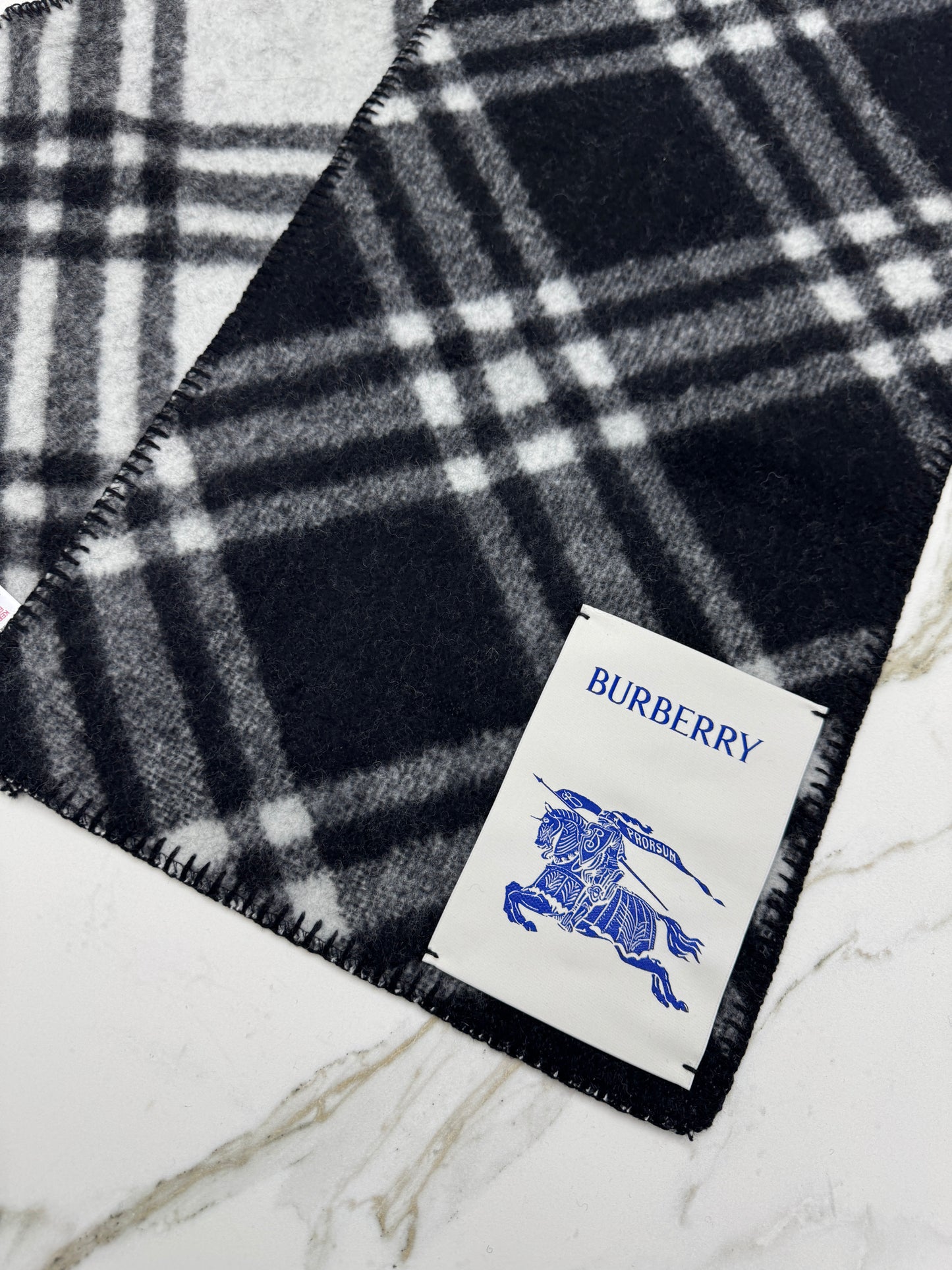 BURBERRY Check Wool Scarf 黑白色