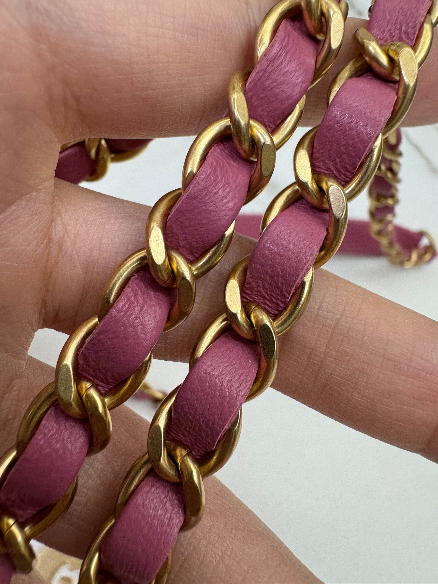 CHANEL 天貓精靈 乾燥玫瑰粉絲絨