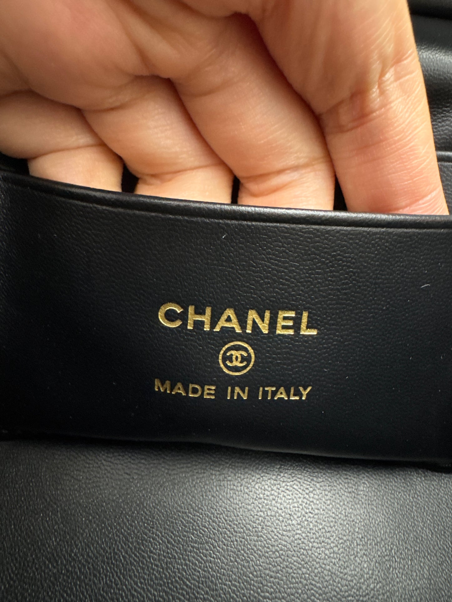 CHANEL 26B 新版腰線LP盒子包 Vanity