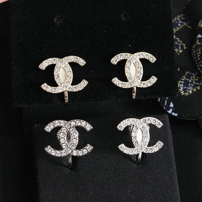 CHANEL 耳夾款
