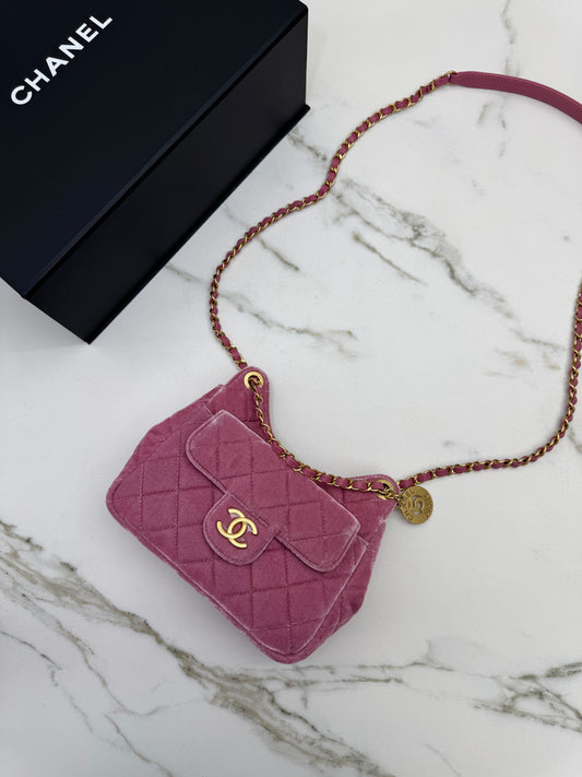 CHANEL 天貓精靈 乾燥玫瑰粉絲絨