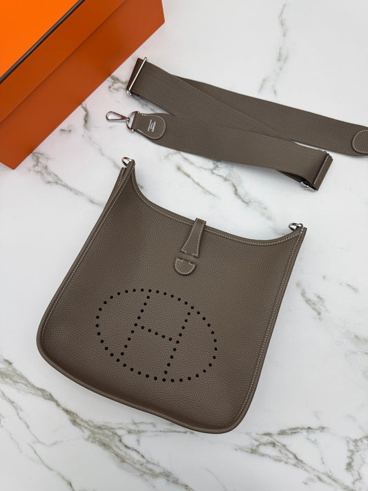 HERMES Evelyne 29 大象灰銀扣