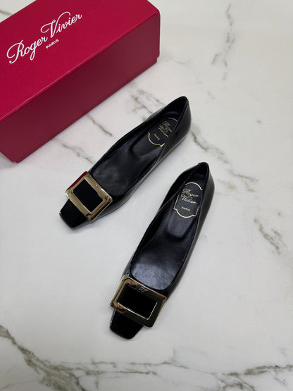 RV 喇叭跟 2.5cm 漆皮