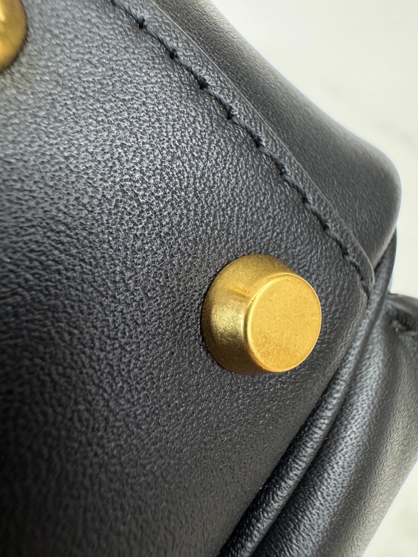 BALENCIAGA Le 7 Hobo