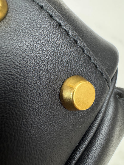 BALENCIAGA Le 7 Hobo