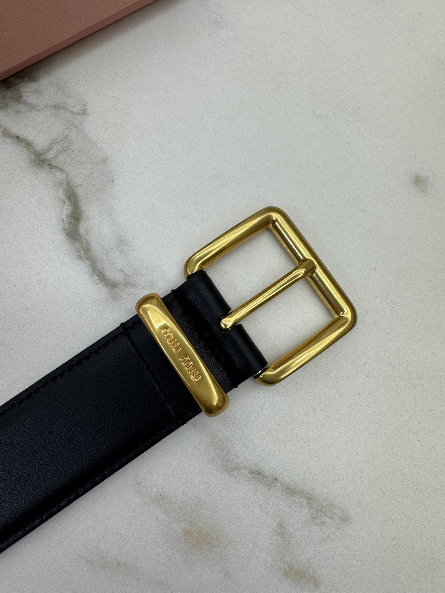 MIU MIU Belt 黑色金扣