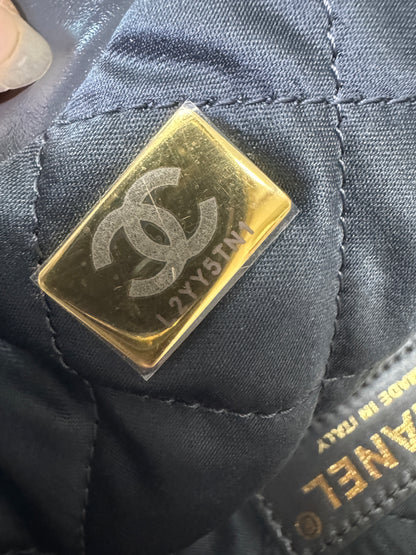 CHANEL 22Bag 小號 深灰色