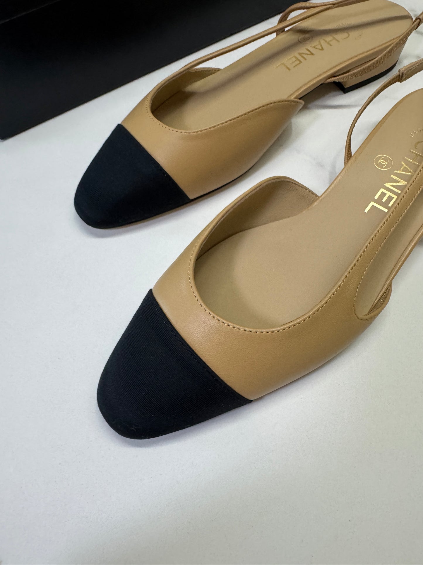 CHANEL 經典款 Slingback 娟布頭 Beige