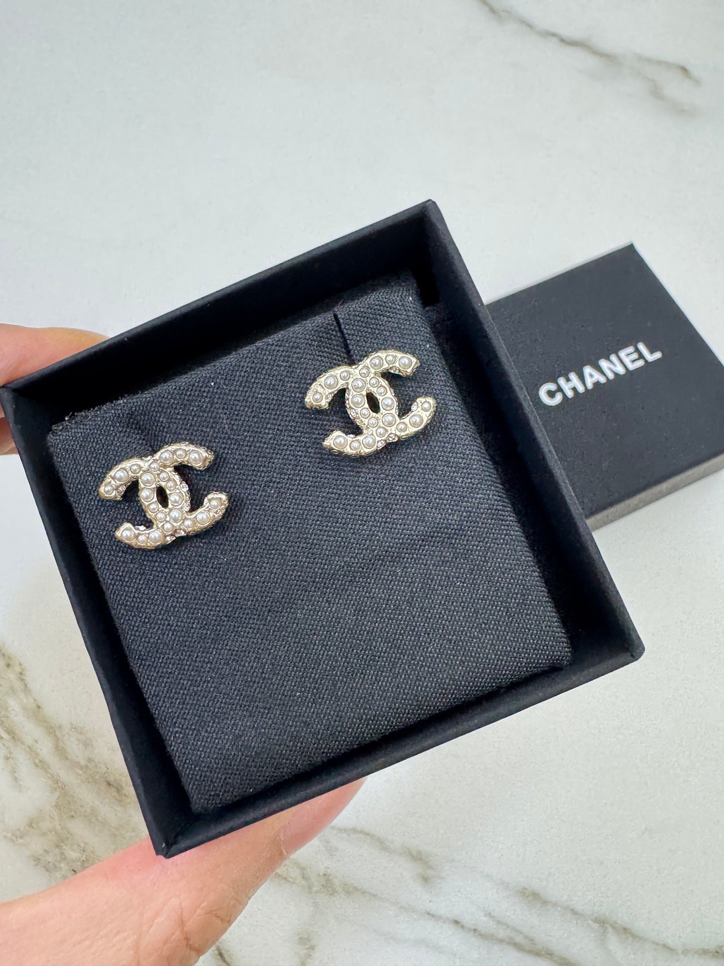CHANEL 珍珠耳環