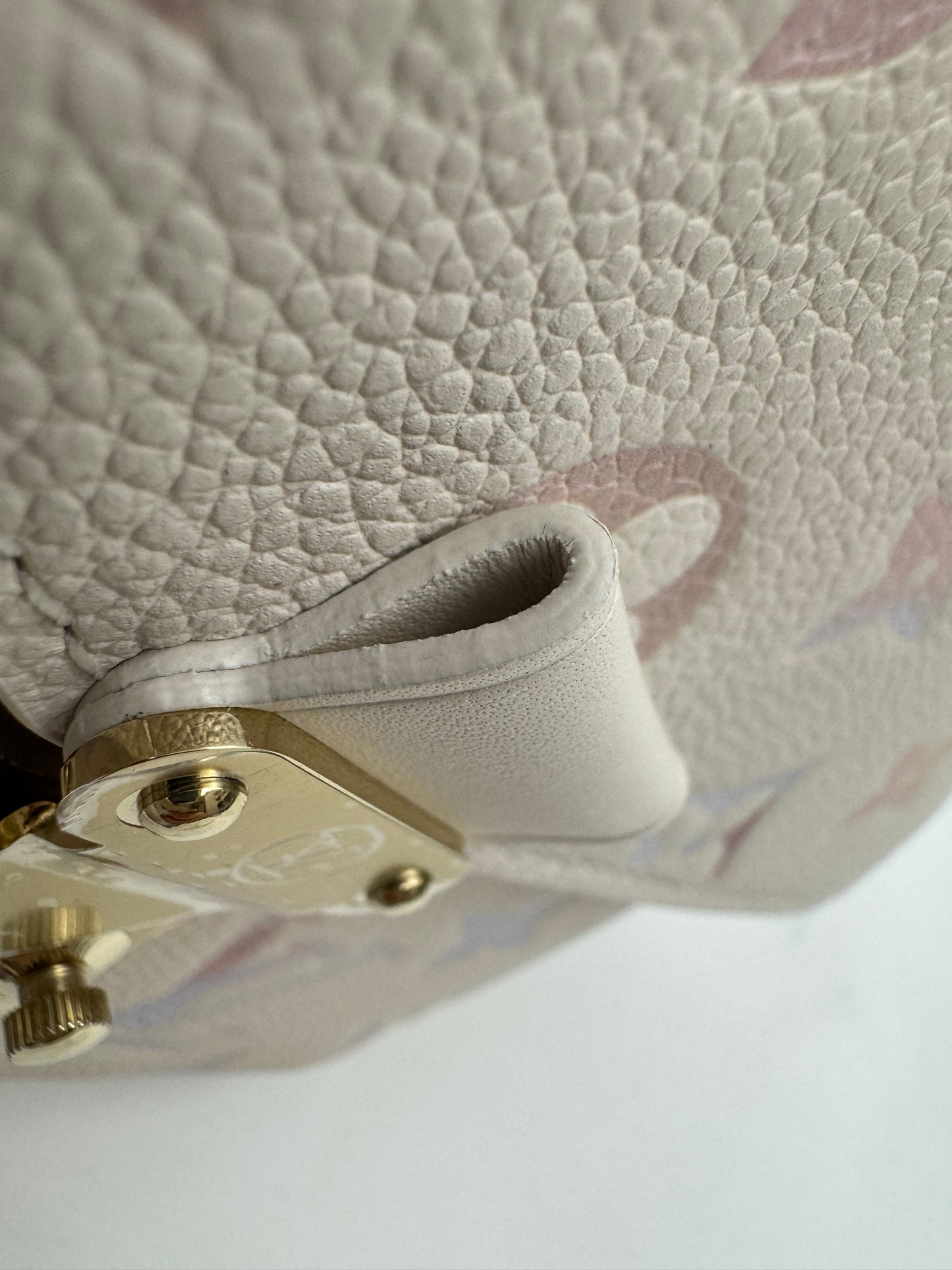 LV Pochette Metis East-West 漸變紫