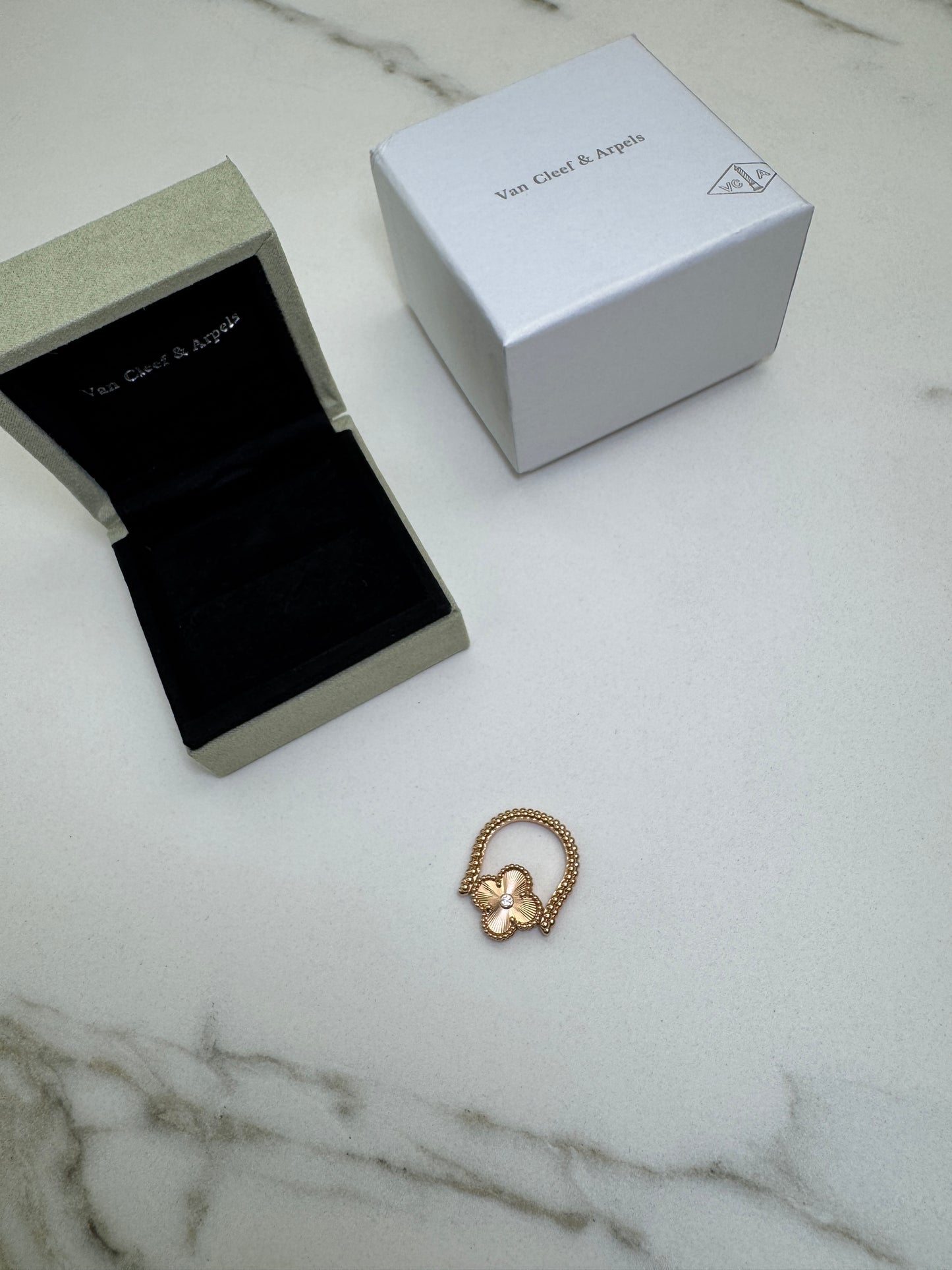 VCA Vintage Alhambra Ring 翻轉雙面戒指 灰貝母/ 鐳射 玫瑰金