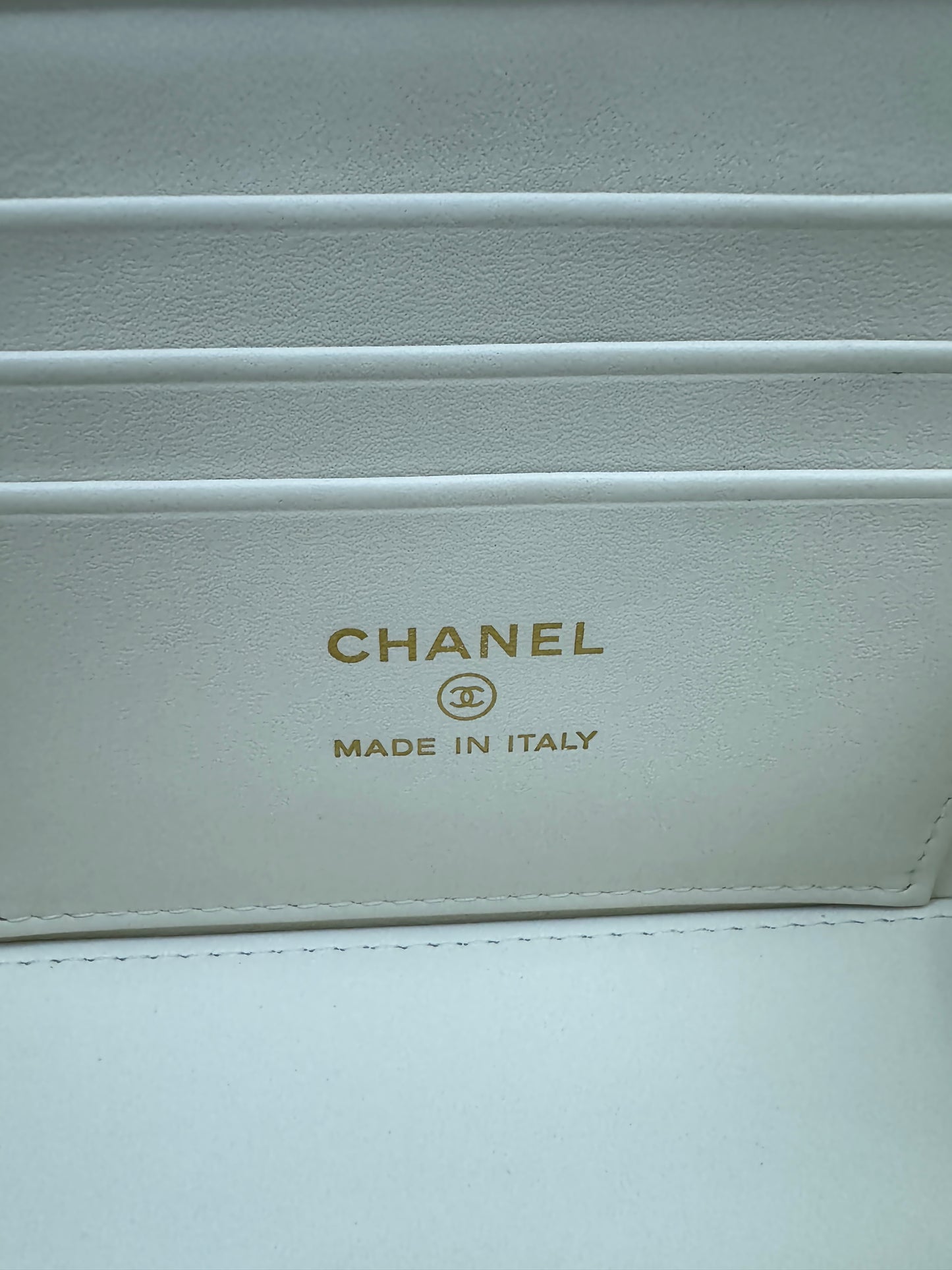 CHANEL 26S 交叉手柄長盒子 白色