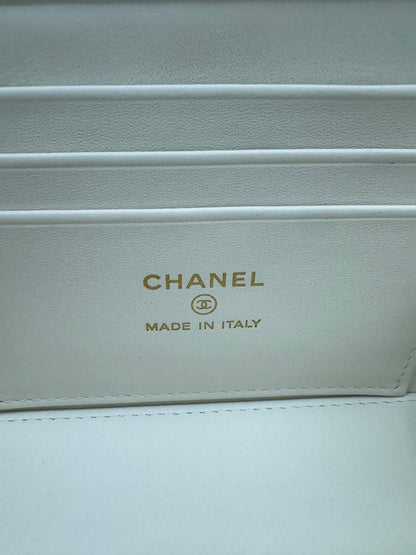 CHANEL 26S 交叉手柄長盒子 白色