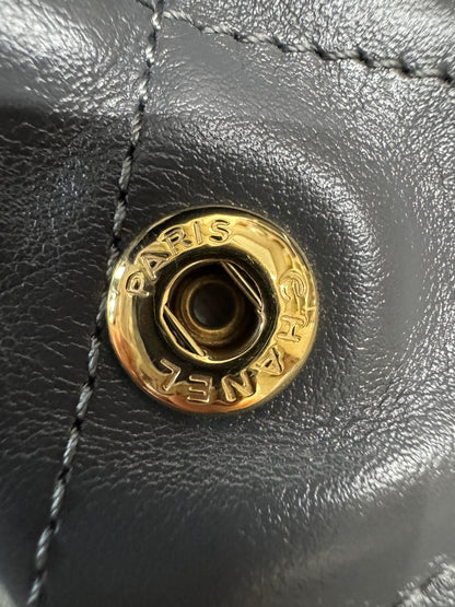 CHANEL 22Bag 小號 深灰色