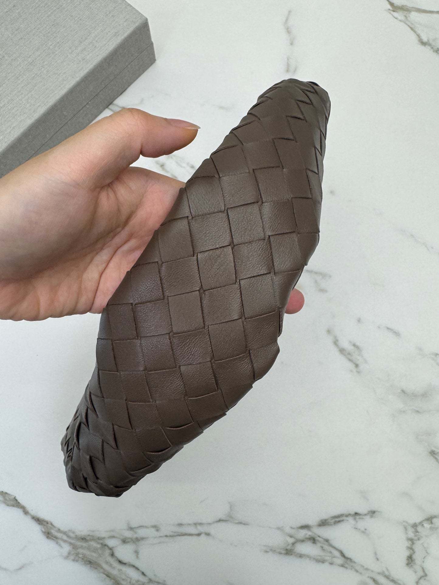 BV Hop Small Pinecone