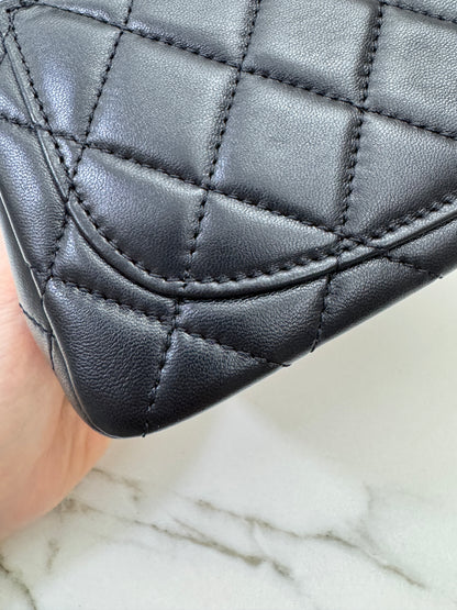 CHANEL 25K 亮面淺金球 Mini CF17 方胖子