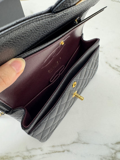 CHANEL CF23 黑金牛 CF Small