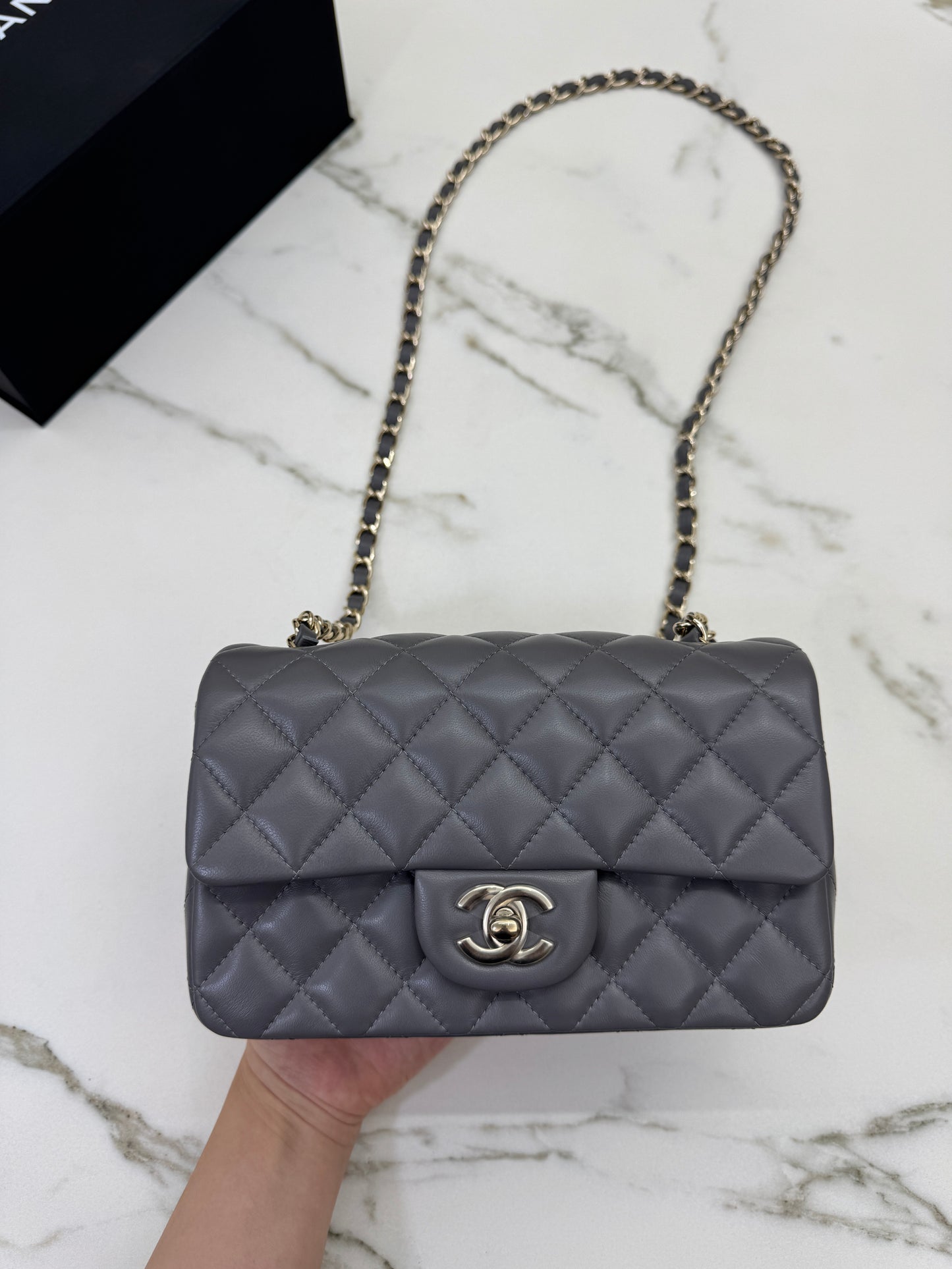 CHANEL Mini CF 深灰色羊皮淺金扣