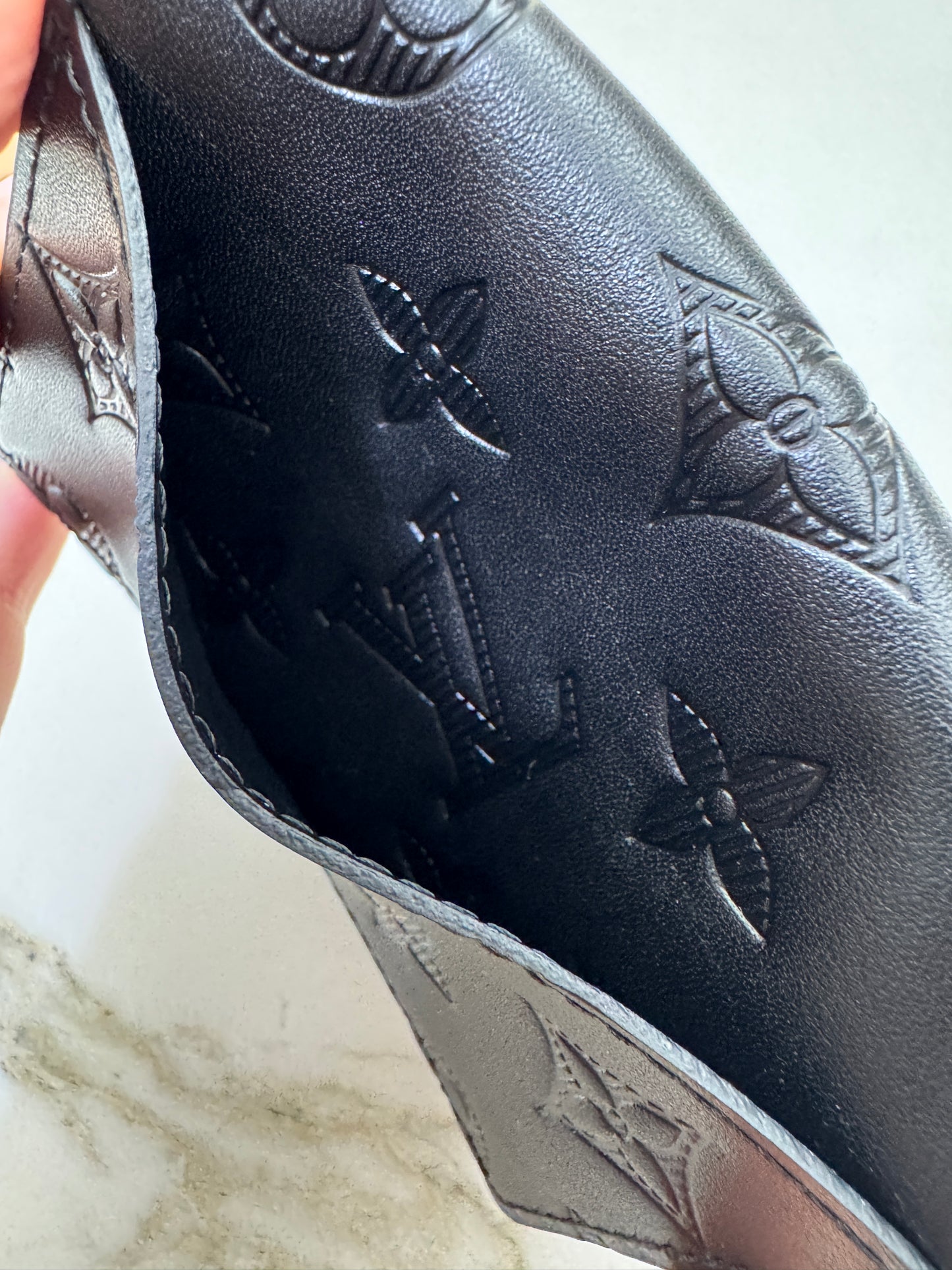 LV Pocket Organizer 黑色滑皮款Monogram Shadow