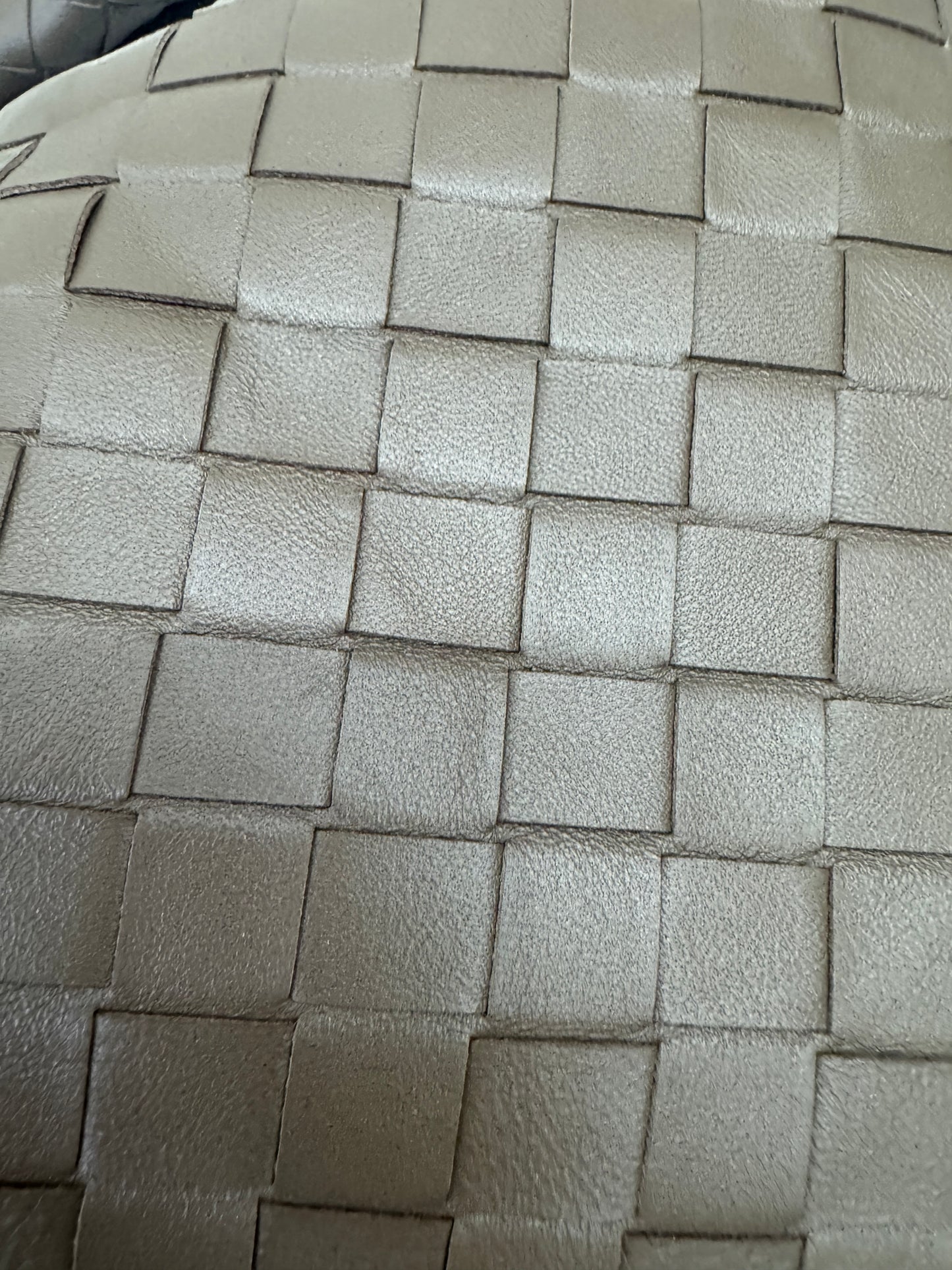 BV Hop Small Pinecone