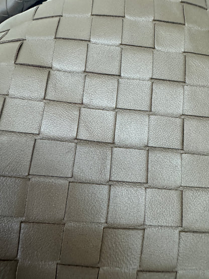 BV Hop Small Pinecone