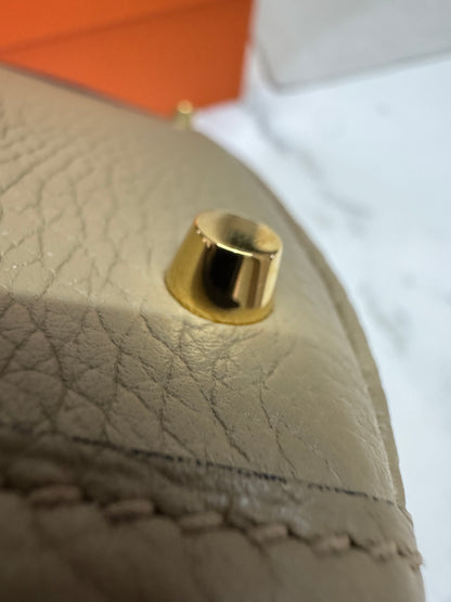 HERMES Mini Lindy II 馬爾淺米 金扣 TC