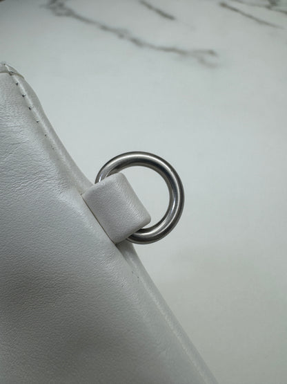CHANEL 22Bag Small 白銀