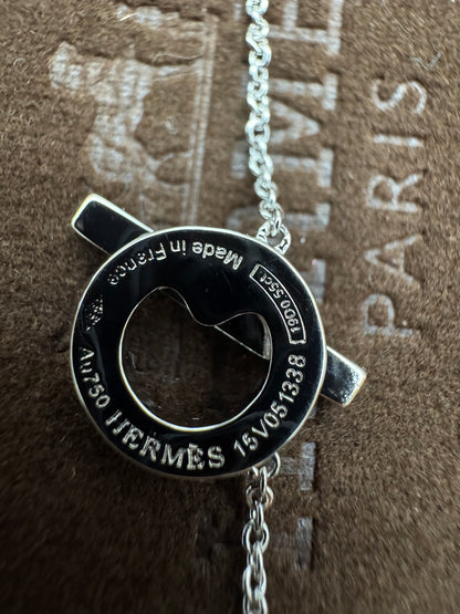 HERMES Finesse Pendant