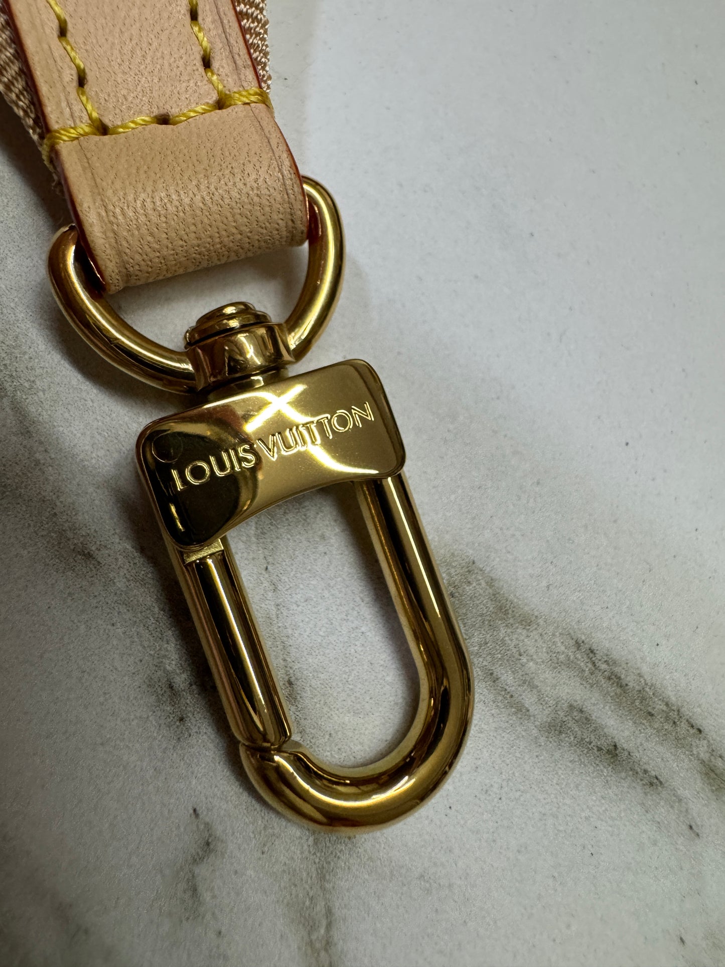 LV Speedy 20 粉橙色肩帶