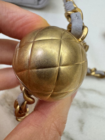 CHANEL Mini CF20 金球 淺灰色