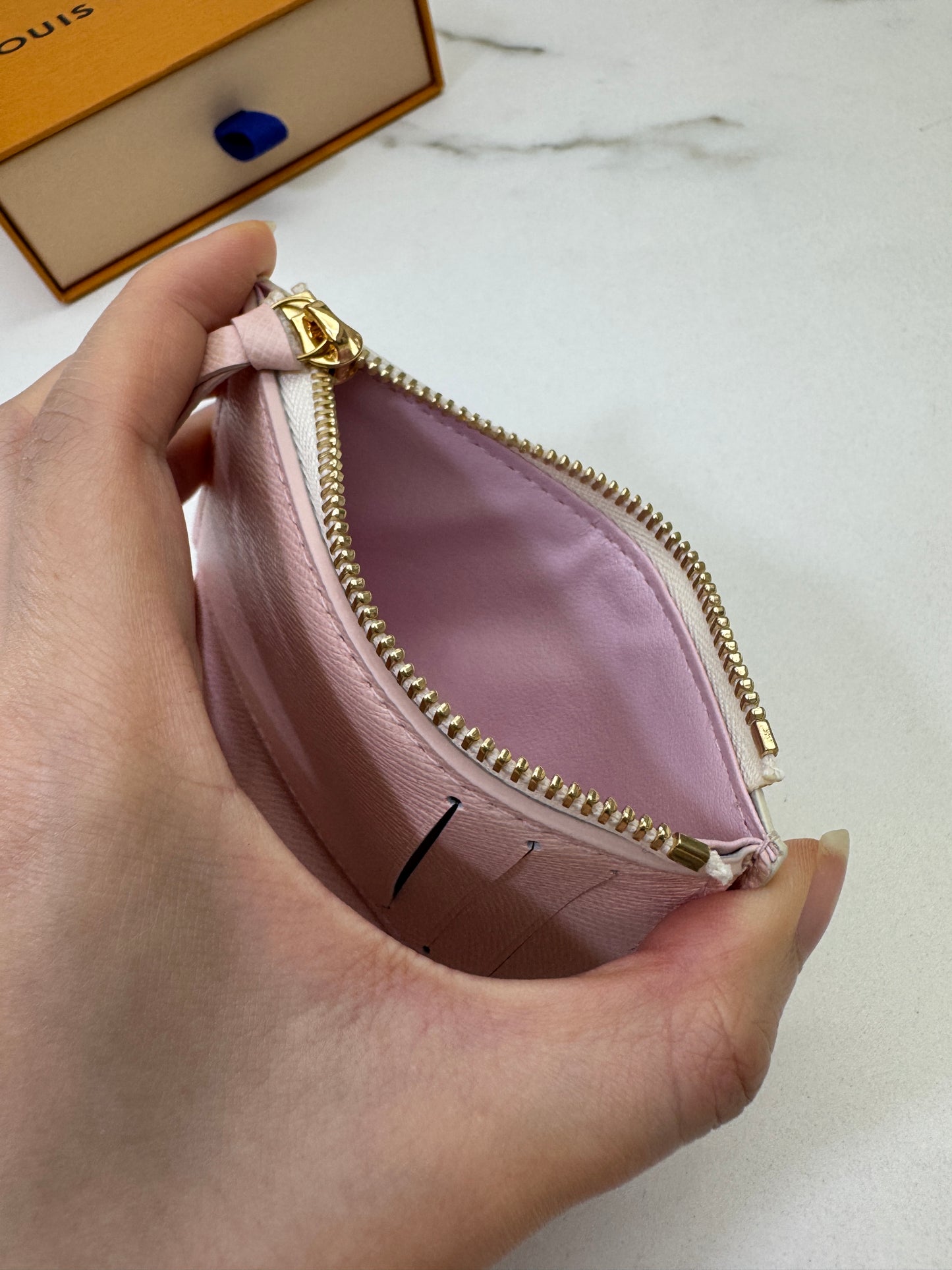 LV N64022 白棋盤三摺錢包 Victorine Wallet Damier Azur Canvas