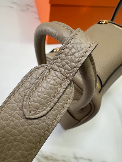HERMES Mini Lindy II 馬爾淺米 金扣 TC