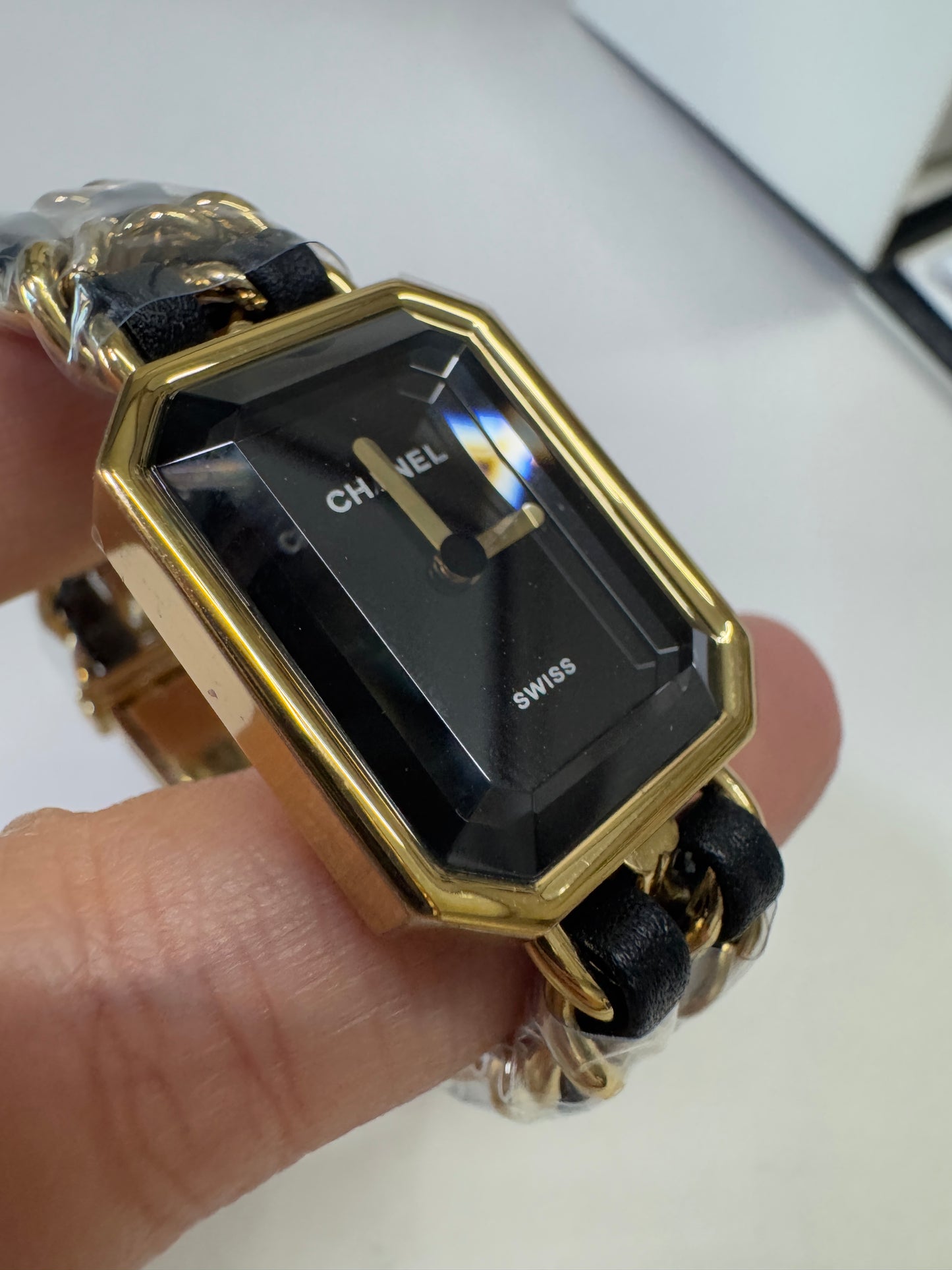 CHANEL Premier 小方糖黑金手錶