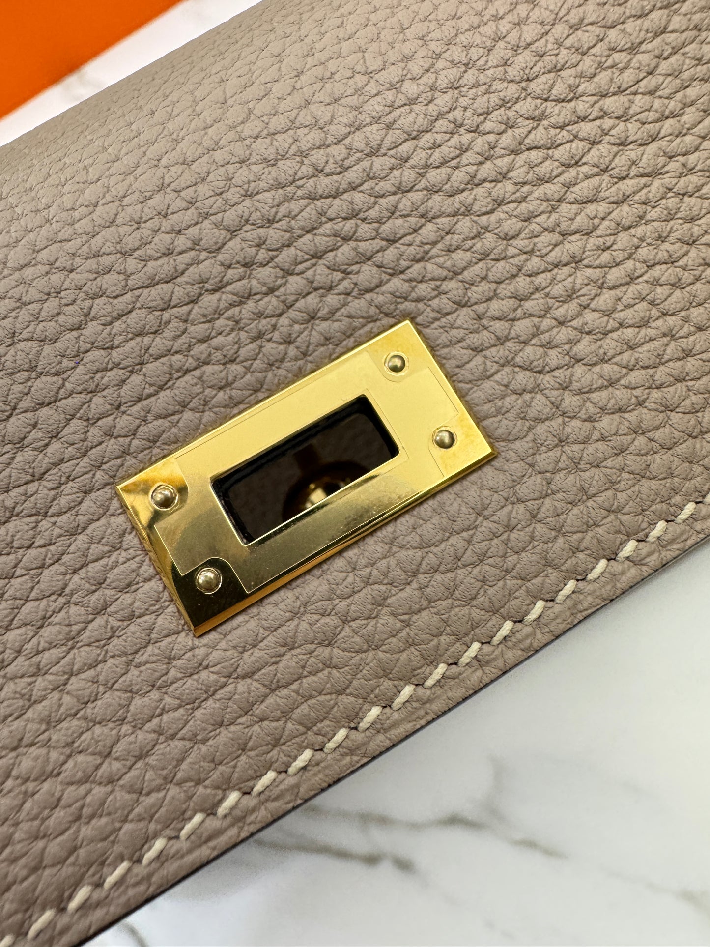 HERMES Kelly 25 斑鳩灰金扣 內縫 Togo 81 Gris Tourterelle GHW