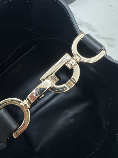 DIOR Toujours Vertical Small Black
