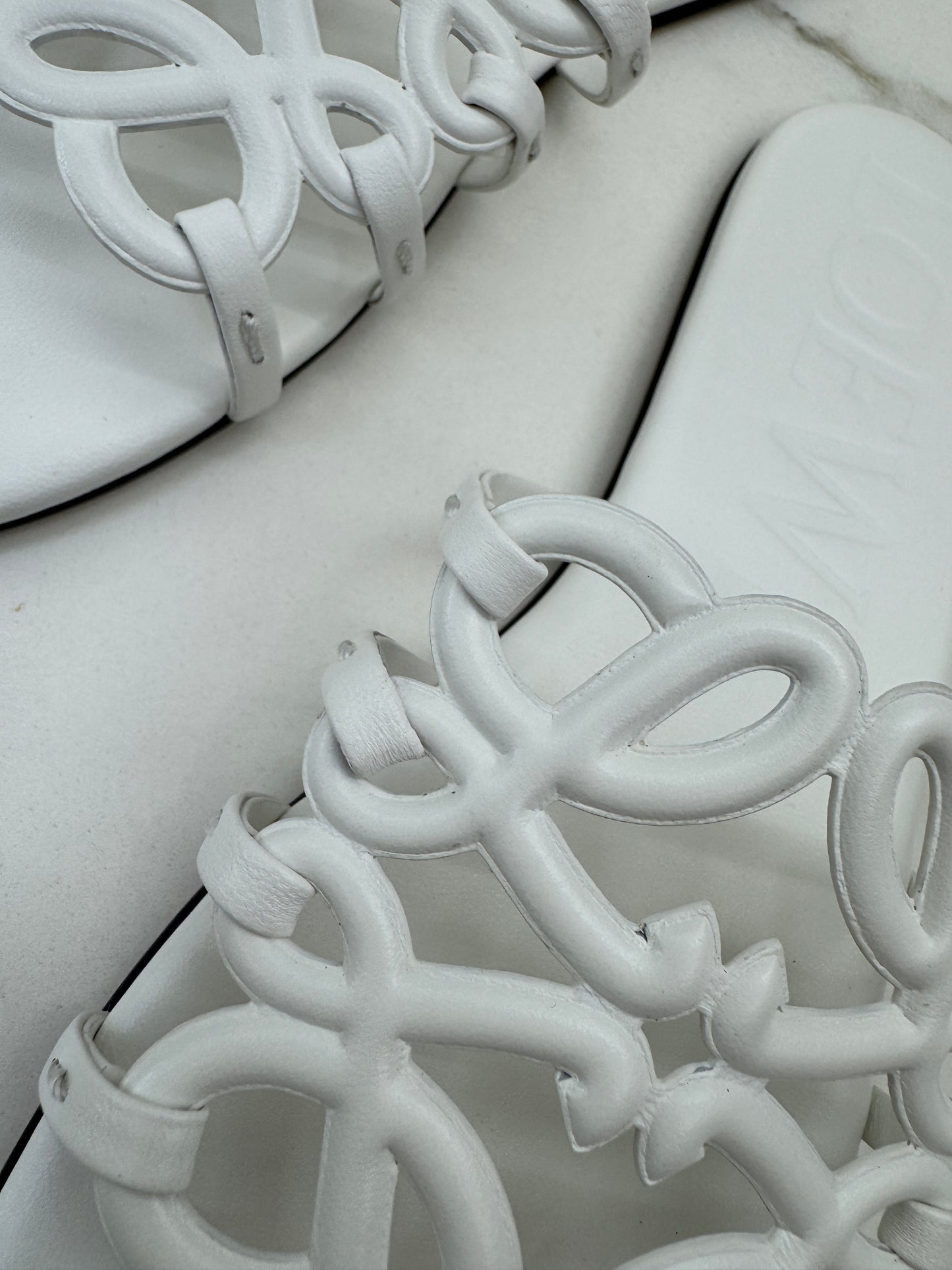 LOEWE Anagram 拖鞋