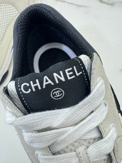 CHANEL 熊貓運動鞋